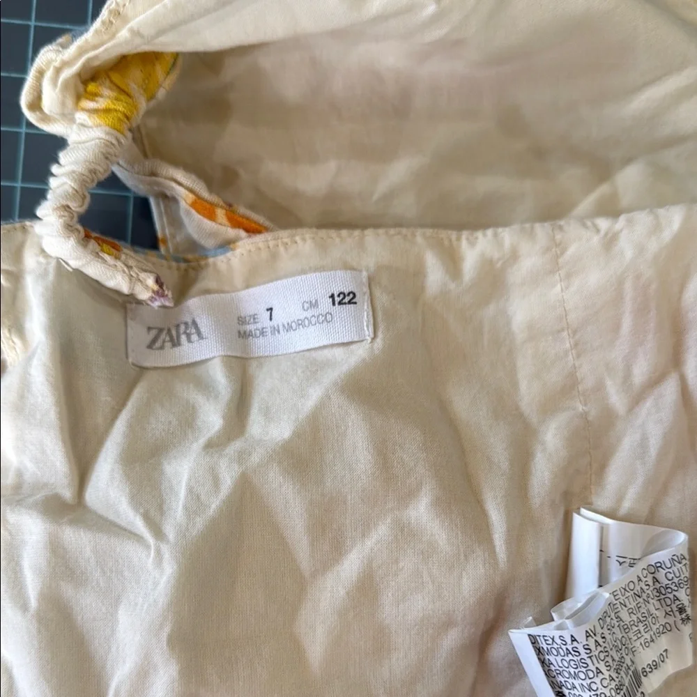 Zara Beige Floral girls top with Autumn Hues - Picture 4 of 5